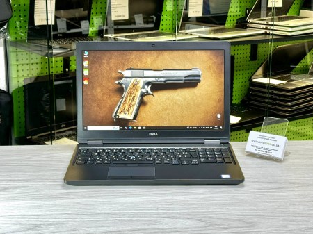 Dell Precision 3520 11